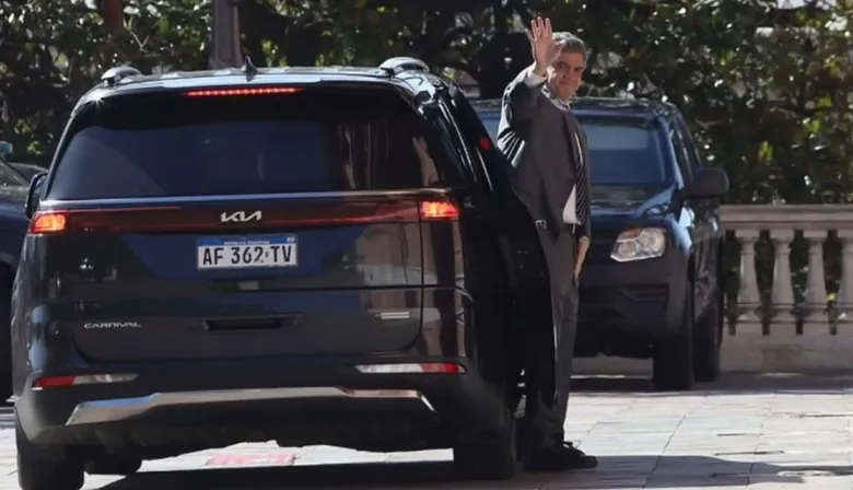 Escandalosa deuda millonaria de multas del auto de Jorge Macri