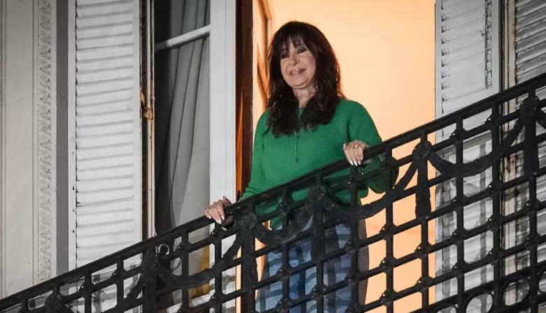 Revocan habilitación de Cristina Kirchner: no podrá votar por su condena