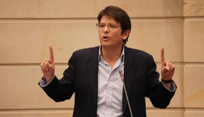 Miguel Uribe Turbay continúa en estado crítico tras el atentado: conmoción en Colombia