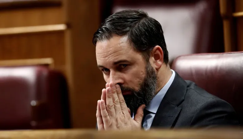 Vox recibió préstamos del MBH Bank: claves de un acuerdo polémico
