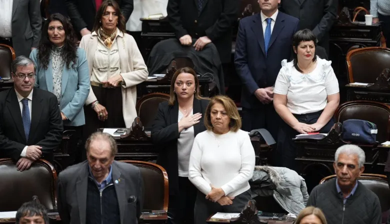 Diputados K le pidieron a Kicillof que regule el uso electoral de la IA