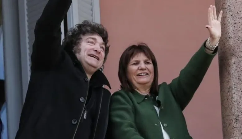 Bullrich, los 'agentes rusos' y el complot: opositores pidieron que vaya al Congreso