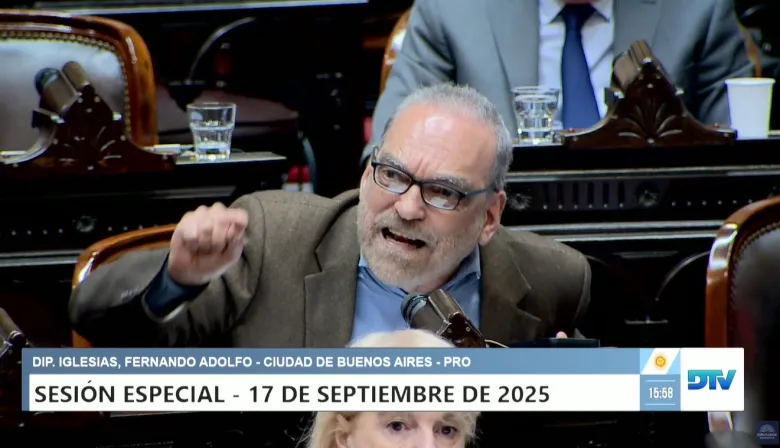 Gritos y abucheos: Fernando Iglesias se despachó contra "el club del helicóptero"