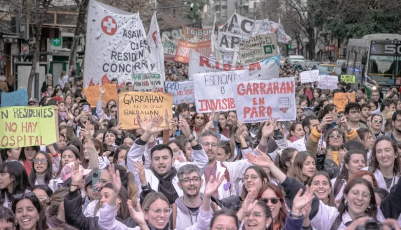 El Gobierno anunció aumentos salariales en el Garrahan: habrá dos "complementos"