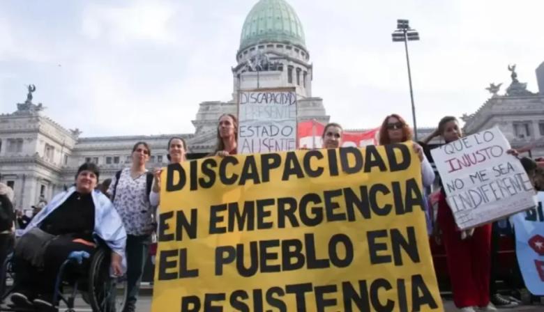 La Justicia ordenó restituir todas las pensiones suspendidas por la ANDIS y crece la tensión en el organismo