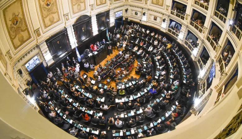 Una elección con mucho "desparramo" de poder y La Plata en la escena nacional