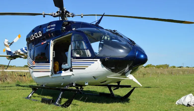 Polémica en Mercedes por el uso de helicópteros oficiales para la campaña de Kicillof