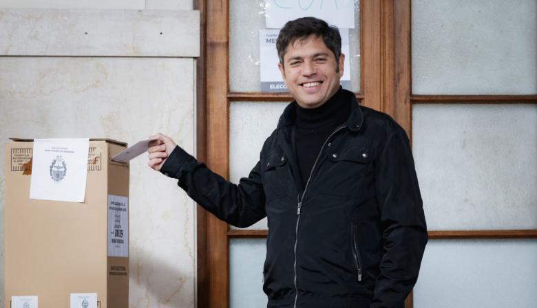 Kicillof votó y aseguró que hacerlo "es un acto democrático y de paz"