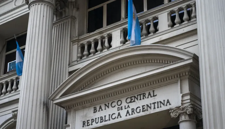El Banco Central vendió 379 millones de dólares
