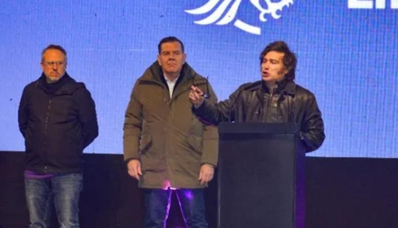 Valenzuela y Montenegro adjudicaron $310 millones a la empresa ligada a las coimas de Karina