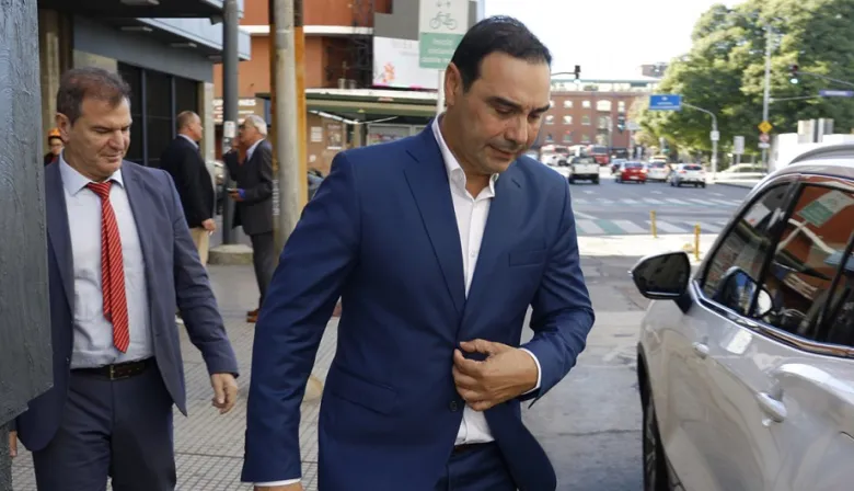 Valdés muestra gestión en clave electoral: inaugura el puerto más grande del norte en Ituzaingó