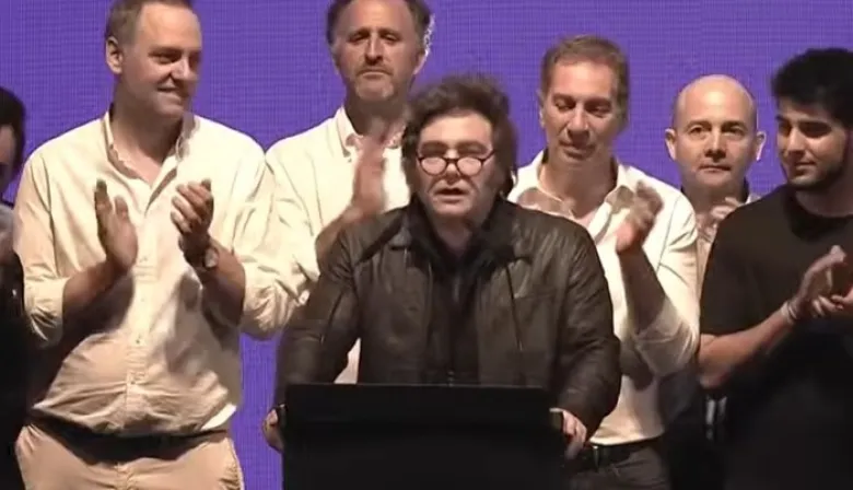 “A partir del domingo va a cambiar en serio la Argentina”