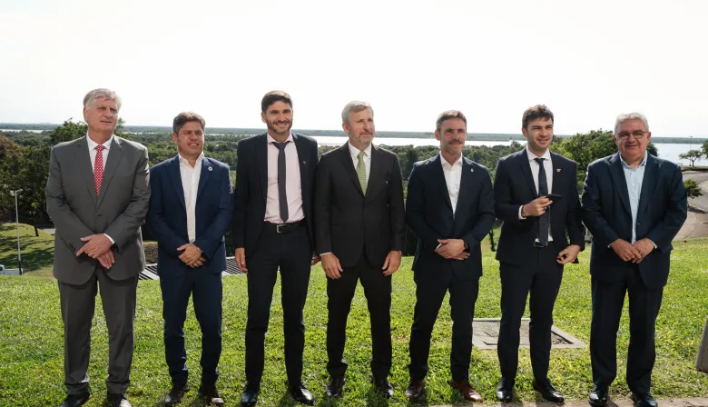 Axel Kicillof cruzó a Milei: “Nunca destruir la industria nacional puede ser una solución”