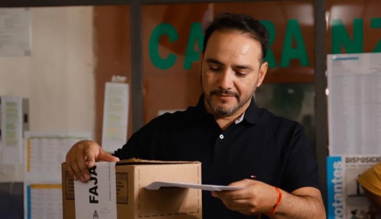 Juan Pablo Valdés tras emitir su voto: “La gente está eligiendo la provincia que quiere”