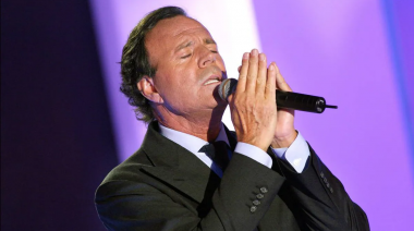 Julio Iglesias tendrá su propia serie en Netflix: los detalles