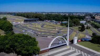 Investigan la muerte de un hombre en una fiesta electrónica en el Autódromo