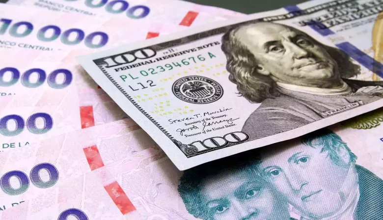 El dólar amenaza hoy con tocar el techo de la banda