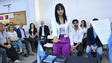 Detuvieron a una consejera escolar libertaria por una falsa denuncia de abuso sexual