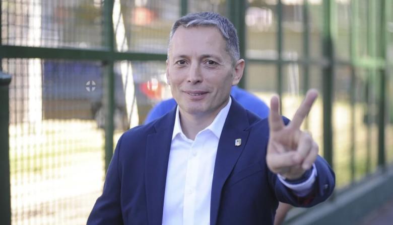 Fernando Gray lanza su candidatura y advierte: “Si Máximo compite, me va a tener enfrente”