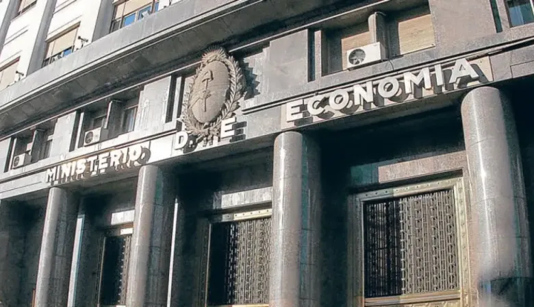 Pese a la suba de tasas, el Gobierno no pudo refinanciar toda la deuda
