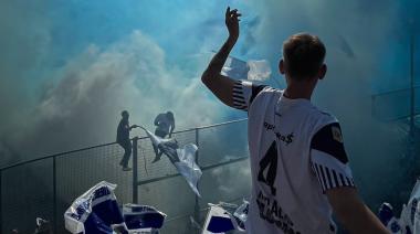 El impresionante recibimiento de Gimnasia en el clásico