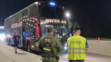Francos justificó los controles a micros con militantes que van a Plaza de Mayo