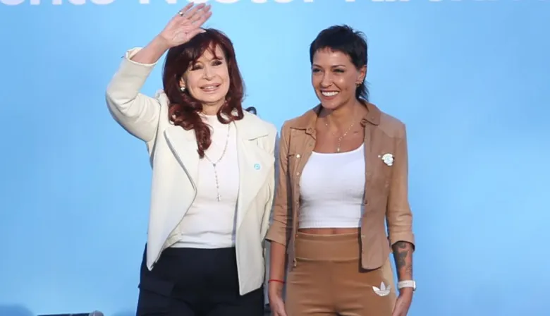 Cristina reapareció con un mensaje en Quilmes y calentó la campaña peronista