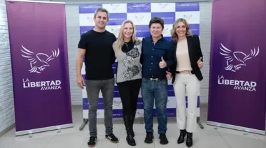 Karina Milei y Martín Menem desembarcaron en Corrientes para respaldar a Lisandro Almirón