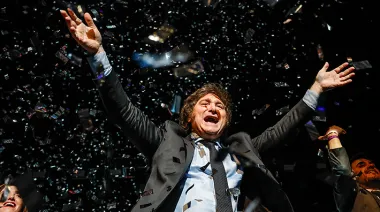 Javier Milei en su primer acto multitudinario como presidente: quiénes lo acompañan