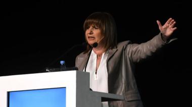 Bullrich llamó “inútil” a Kicillof tras los incidentes en Independiente