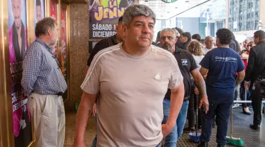 Camioneros acordó un aumento salarial del 45%, en dos tramos