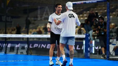 Pádel en Roland Garros: Sanyo y Alfonso derriban a los campeones de Madrid