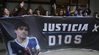 Sigue el juicio por la muerte de Maradona: tres médicos que participaron de la autopsia declaran por primera vez