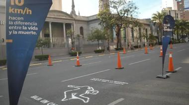 Córdoba: aumentan las muertes viales y pintan siluetas en el asfalto para concientizar