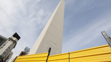 Avanzan las obras para la instalación del mirador en el Obelisco