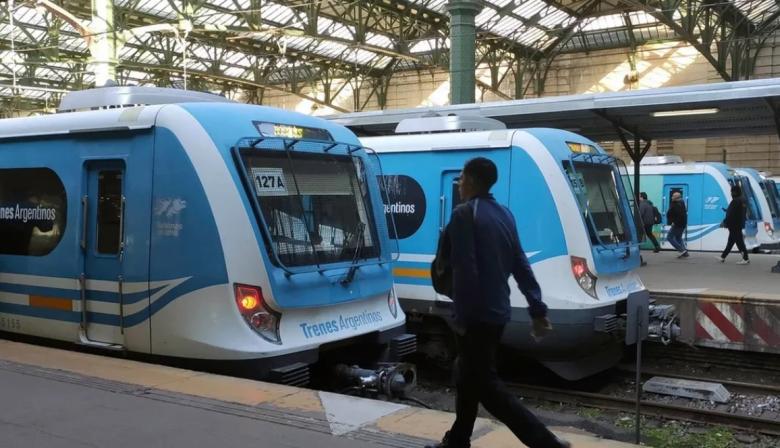 Trenes siguen a 30 km/h y La Fraternidad va a nueva reunión