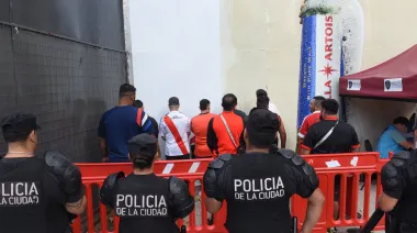 River Plate: unos 80 trapitos fueron demorados antes del partido frente a Atlético Tucumán