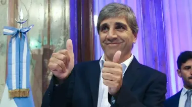 Caputo llega a Washington en busca de un salvataje