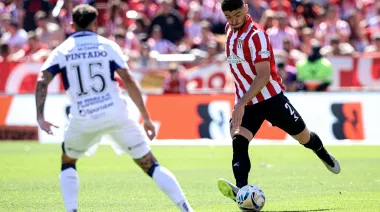 Estudiantes dominó el clásico de punta a punta y le ganó a Gimnasia 2 a 0