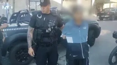 Video: detuvieron a un menor tras una persecución por el robo de una moto en Villa Crespo