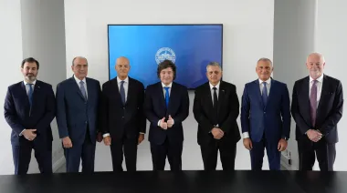 YPF avanza con acuerdos para la exportación de gas