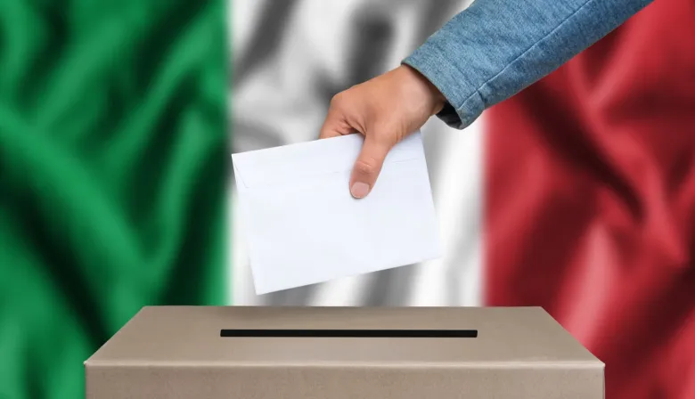 Italia decide su futuro laboral y migratorio en cinco referéndums simultáneos