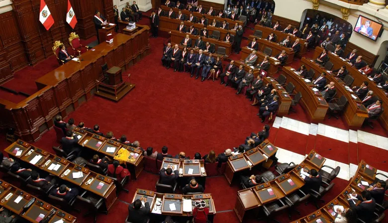 Perú: el Congreso aprueba una ley que podría liberar a violadores de derechos humanos