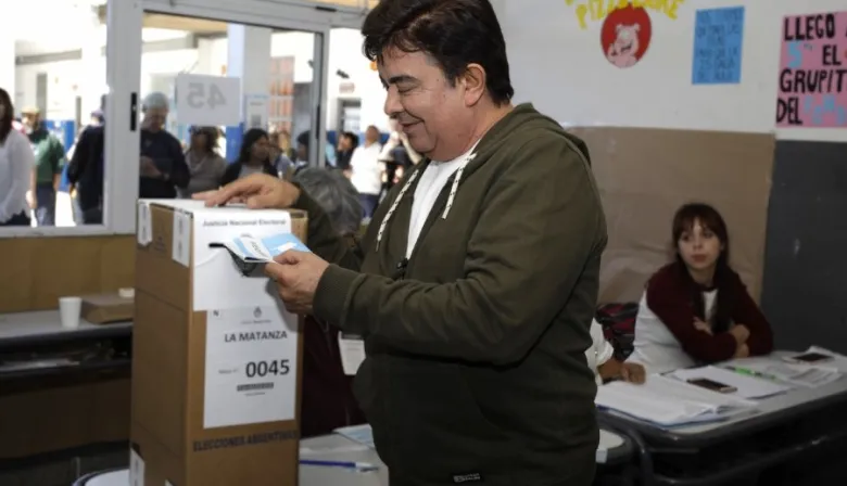 Fernando Espinoza destacó la participación ciudadana tras votar en La Matanza