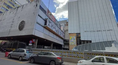 Tras años de deterioro, la Ciudad busca recuperar el CC General San Martín
