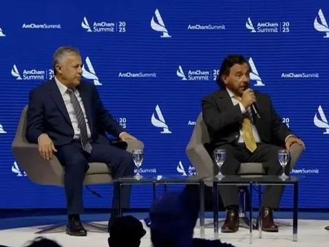 Alfredo Cornejo (Mendoza) y Gustavo Sáenz (Salta), los gobernadores presentes en AmCham Summint 2025.