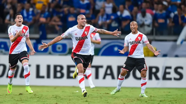 River da vuelta la serie en uno de los mejores partidos en territorio brasileño de su historia. Goles de Maidana, Teo Gutierrez y Carlos Sanchez.