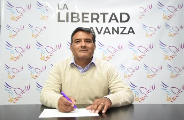 Lucho Ontiveros, el puntero de Sebastián Pareja que es el foco de las críticas