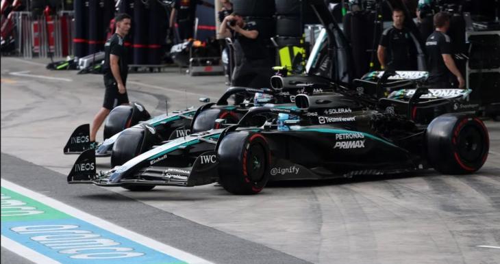 Andrea Kimi Antonelli y su compañero de equipo George Russell en la clasificación del GP de Brasil.