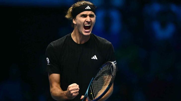 Alexander Zverev celebrando su triunfo ante Ben Shelton en las ATP Finals.